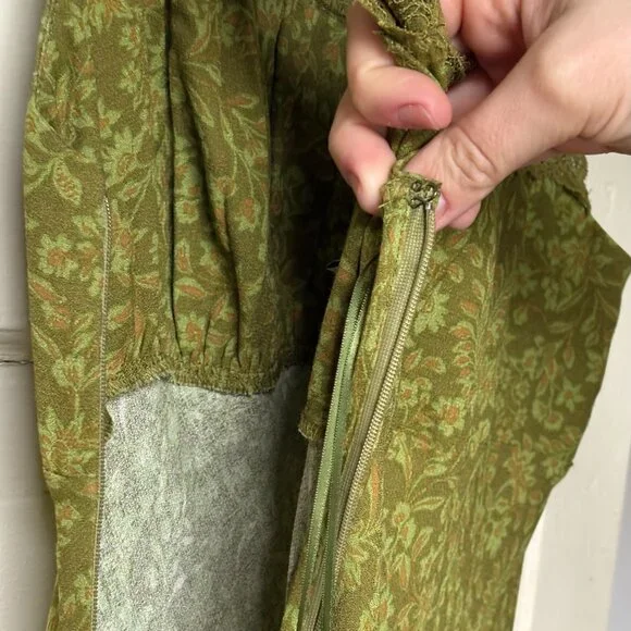 NWOT - Reformation Bobbie Dress Green - Size M - Picture 9 of 9